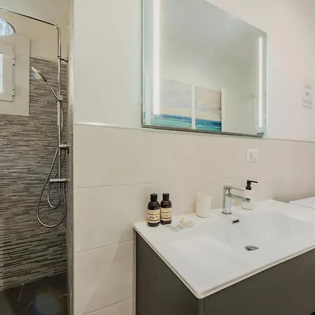 Moscova Modern * מילאנו